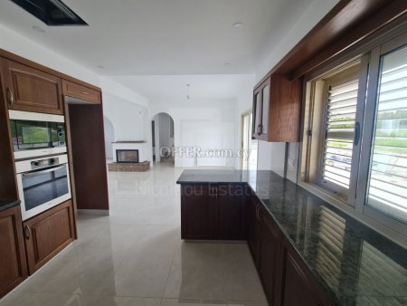 Luxury three bedroom villa in Kissonerga area of Paphos - 8