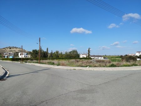 Building Plot 612 sm in Anafotia, Larnaca - 2