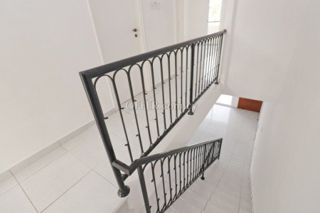 2 bedroom townhouse in peyia - 8
