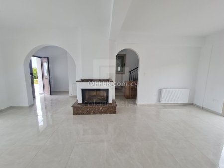 Luxury three bedroom villa in Kissonerga area of Paphos - 7