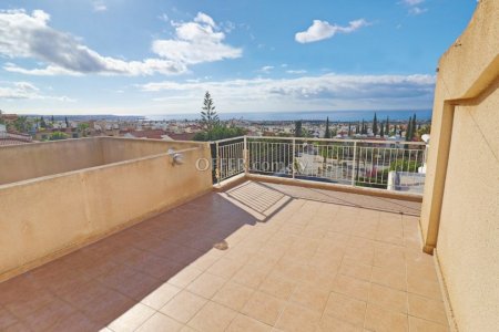 2 bedroom townhouse - 7