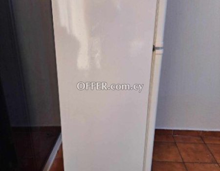 Affordable Fridge Freezer in Excellent Condition - Only 150 Euros! Ακολουθούν Ελληνικά - 7