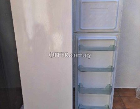 Affordable Fridge Freezer in Excellent Condition - Only 150 Euros! Ακολουθούν Ελληνικά - 4