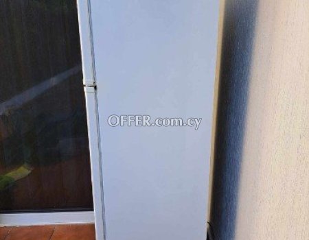 Affordable Fridge Freezer in Excellent Condition - Only 150 Euros! Ακολουθούν Ελληνικά - 3