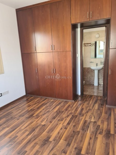 SPACIOUS 2 BEDROOM APARTMENT IN THE CITY CENTER - 3