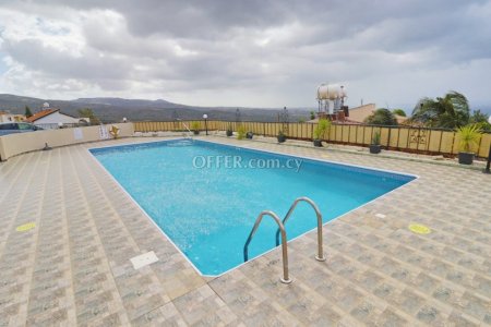 two bedroom townhouse in peyia - 5