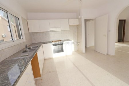 2 bedroom flat in peyia - 5
