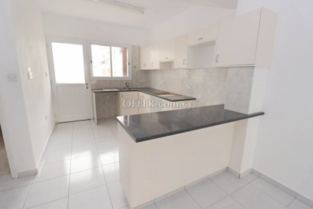 2 bedroom townhouse in peyia - 5