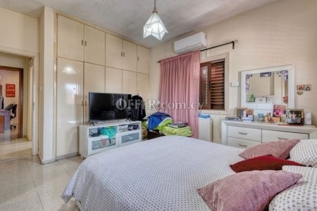 6 Bed House for Sale in Chrysopolitissa, Larnaca - 3