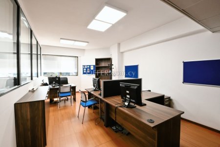 Office for Rent in Engkomi, Nicosia - 1