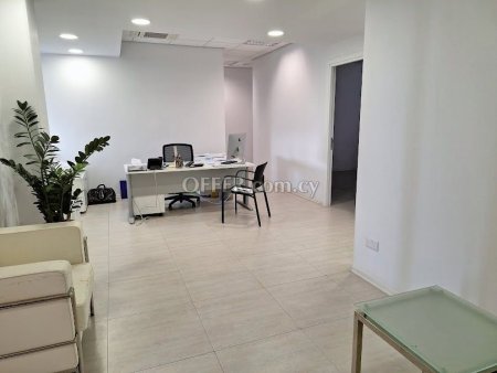 Office for rent in Agia Zoni, Limassol - 1