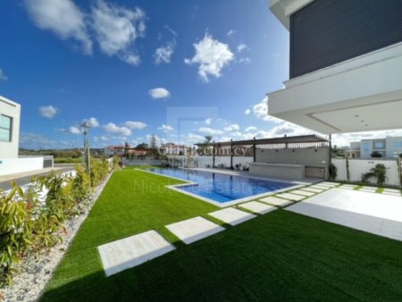 Ultra Luxury five bedroom villa in Agia Napa area of Ammochostos - 10