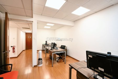 Office for Rent in Engkomi, Nicosia - 8