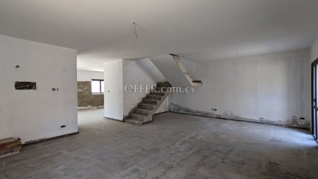 Two storey incomplete house in Kiti Larnaca - 7