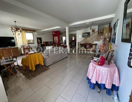 For Sale, Four-Bedroom Detached House in Lakatamia - 8