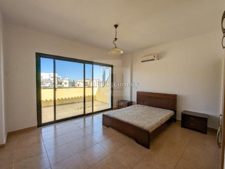Two bedroom apartment in Kato Paphos - 3
