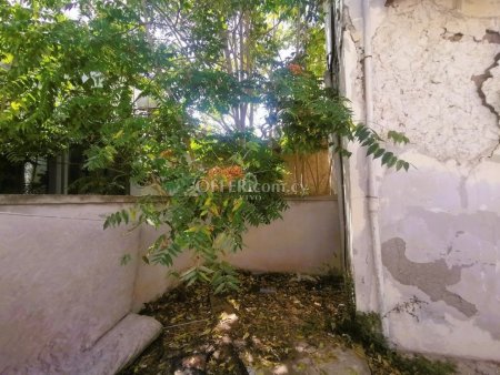 LISTED HOUSE WITH YARD AT A QUALITY AREA OF THE OLD CITY OF NICOSIA - 3
