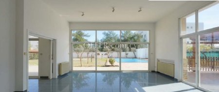 New For Sale €720,000 House (1 level bungalow) 3 bedrooms, Detached Lakatameia, Lakatamia Nicosia - 2