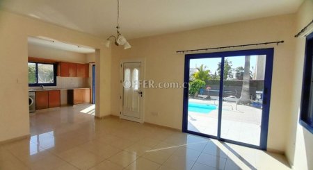 3 Bed Detached Villa for rent in Chlorakas, Paphos