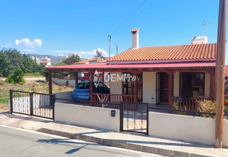 Bungalow For Sale in Tremithousa, Paphos - DP4018 - 1