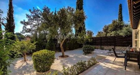 3 Bed Semi-Detached House for sale in Aphrodite hills, Paphos - 10