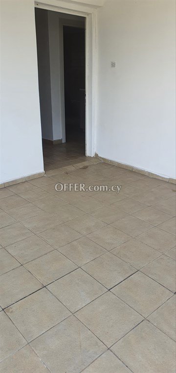 3 Bedroom House With Large Yard  In Astromeritis, Nicosia - 6