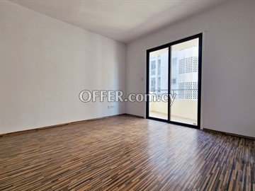 Large 3 Bedroom Apartment  In Agioi Omologites, Nicosia - 4