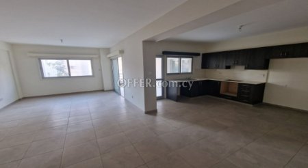 New For Sale €200,000 Apartment 3 bedrooms, Nicosia (center), Lefkosia Nicosia - 8