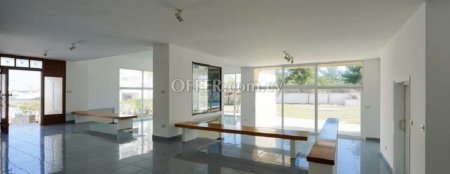 New For Sale €720,000 House (1 level bungalow) 3 bedrooms, Detached Lakatameia, Lakatamia Nicosia - 8
