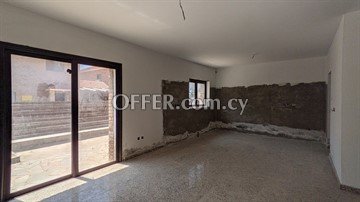 Two-storey incomplete house in Kiti, Larnaca - 3