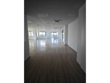 Large office space on 2 floors for rent in Omonia area 1000m2 - 3