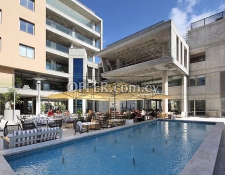 LUXURY 3-BEDROOM APARTMENT WITH POOL VIEWS IN UNIVERSAL INDULGE IN 4 COMMUNAL SWIMMING POOLS, SAUNA, JACUZZI, GYM, AND CAFÉ IDEAL LOCATION STEPS AWAY FROM BEACH AND AMENITIES - 8