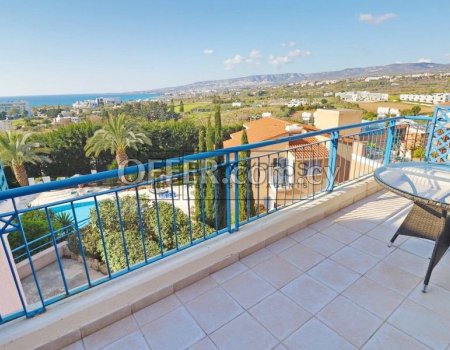 STUNNING 3-BEDROOM VILLA FOR SALE IN CHLORAKA WITH ACCESS TO COMMUNAL SWIMMING POOL BREATHTAKING SEA & MOUNTAIN VIEWS - 8