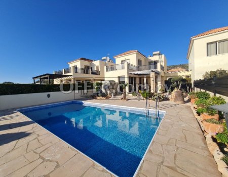 CAPTIVATING 3-BEDROOM VILLA FOR SALE IN PEYIA WITH PRIVATE SWIMMING POOL & LANDSCAPED GARDEN BOASTING STUNNING SEA VIEWS - 5