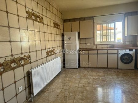 Whole floor three bedroom apartment in Mont Parnase area of Engomi - 5