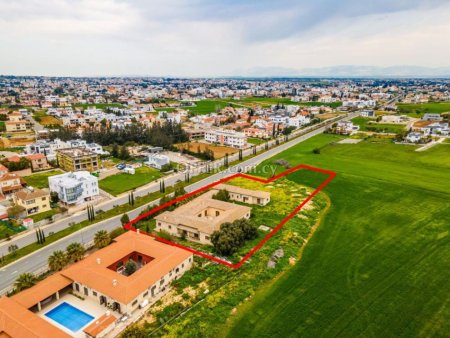 Residential field in Lakatamia Nicosia - 4