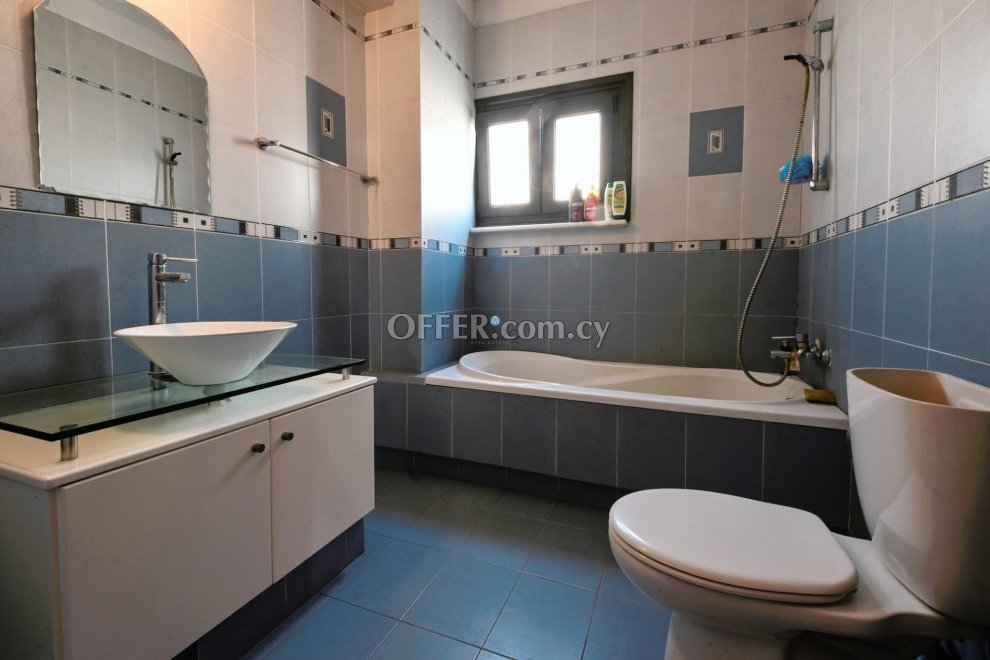 3 Bed House for Sale in Mazotos, Larnaca - 2