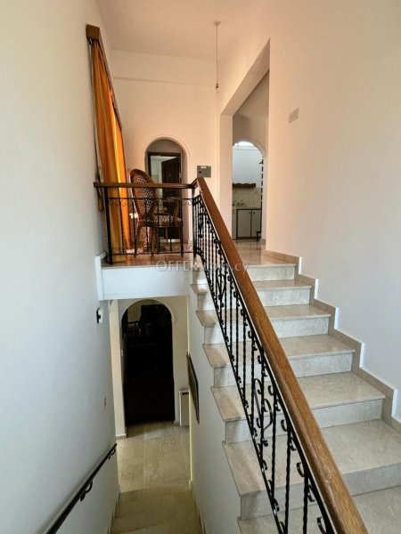 3 Bed Detached Villa for rent in Kato Polemidia, Limassol - 2