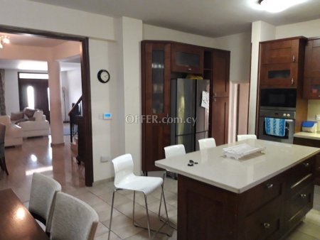 New For Sale €300,000 Maisonette 3 bedrooms, Semi-detached Larnaka (Center), Larnaca Larnaca - 2