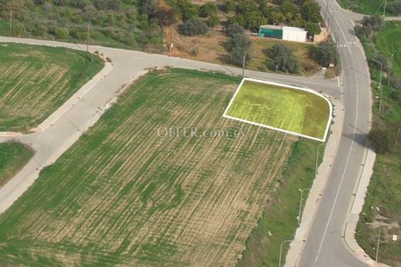 Field for sale in Pyrgos Lemesou, Limassol - Main Photo