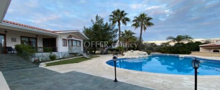 New For Sale €910,000 Villa 5 bedrooms, Detached Latsia (Lakkia) Nicosia - 3
