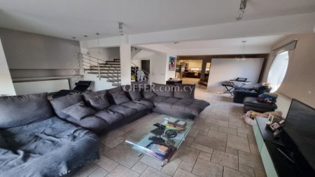 New For Sale €385,000 Maisonette 4 bedrooms, Semi-detached Pallouriotissa Nicosia - 10