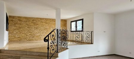 New For Sale €450,000 House 3 bedrooms, Detached Latsia (Lakkia) Nicosia - 9