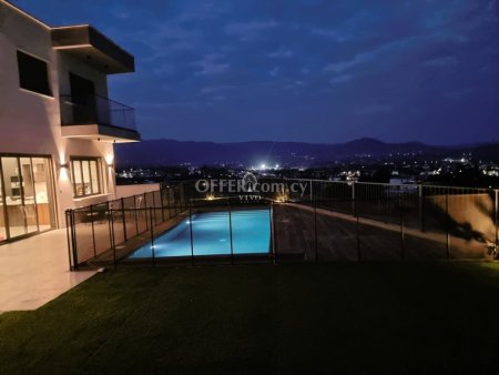 FOUR BEDROOM HOUSE WITH BEAUTIFUL VIEWS FOR SALE IN PARREKLISSIA - 6