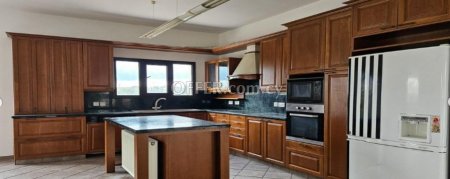 New For Sale €450,000 House 3 bedrooms, Detached Latsia (Lakkia) Nicosia - 4