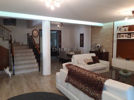 New For Sale €300,000 Maisonette 3 bedrooms, Semi-detached Larnaka (Center), Larnaca Larnaca - 4