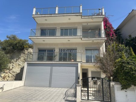 4 Bed Detached House for sale in Agios Tychon, Limassol