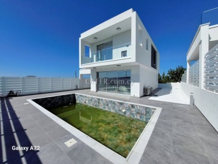 Brand New Modern Villa in Kissonerga
