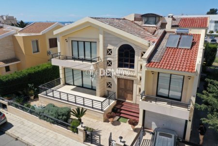 House For Sale in Paphos City Center, Paphos - DP4023 - 1