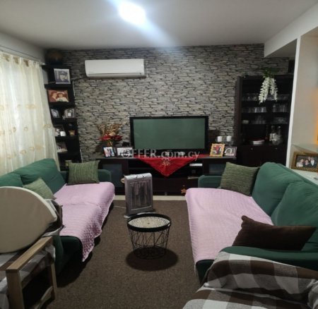 New For Sale €150,000 Apartment 2 bedrooms, Kaimakli Nicosia - 1